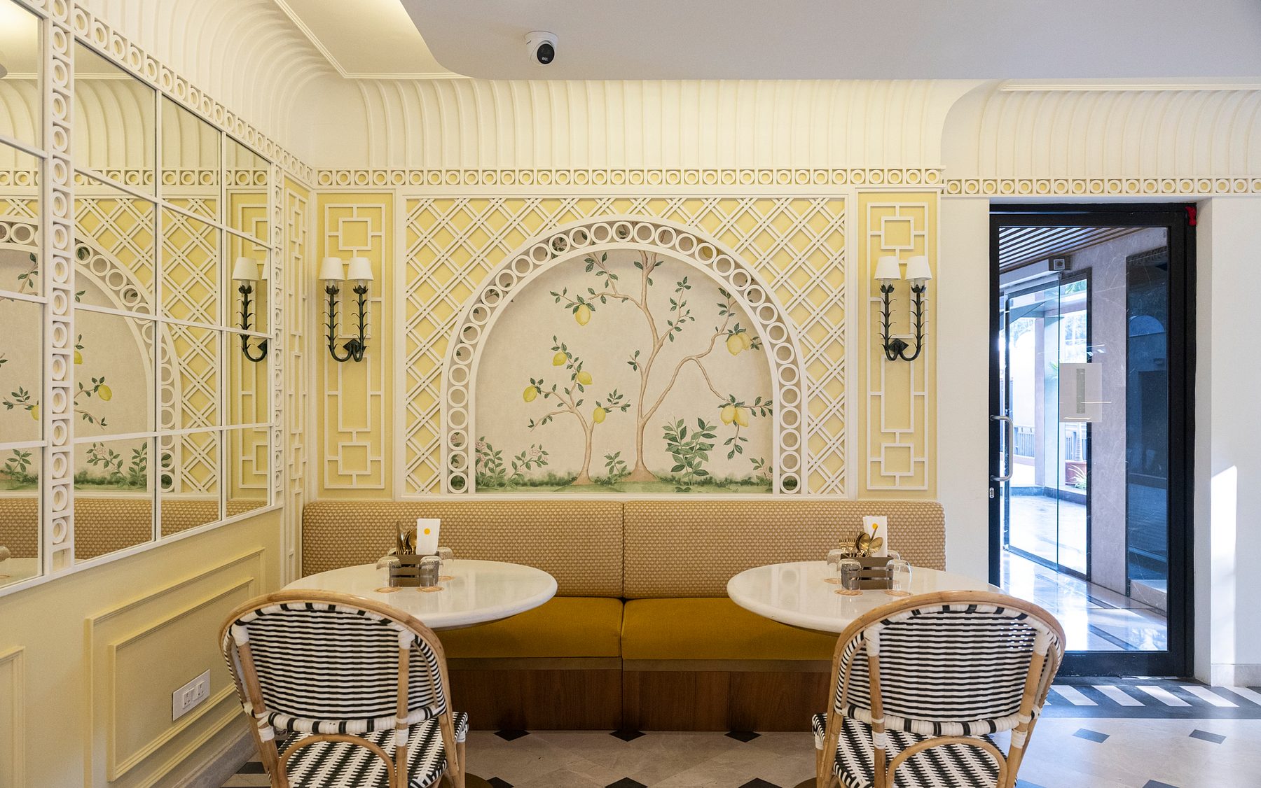 The lemon alcove